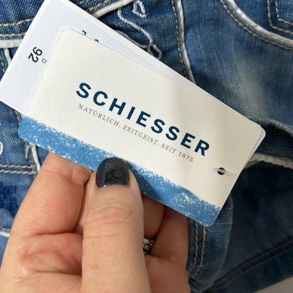 New Latzjeans 'Gipfelkraxler Romper Size 92/18 to 24 months - Picture 5 of 9